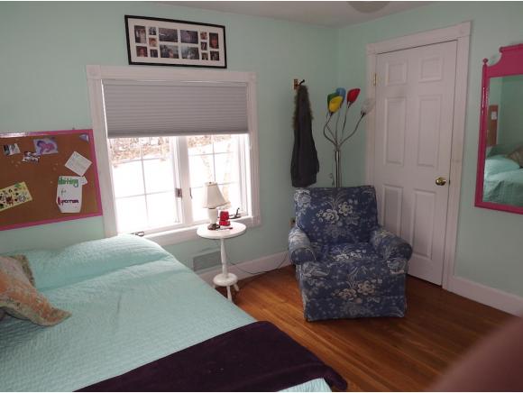 27 Lyndeborough Road Amherst, NH 03031 - Photo 25 of 36