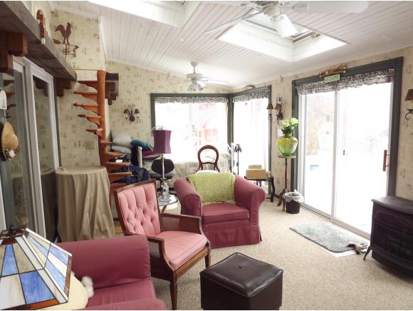 27 Lyndeborough Road Amherst, NH 03031 - Photo 29 of 36