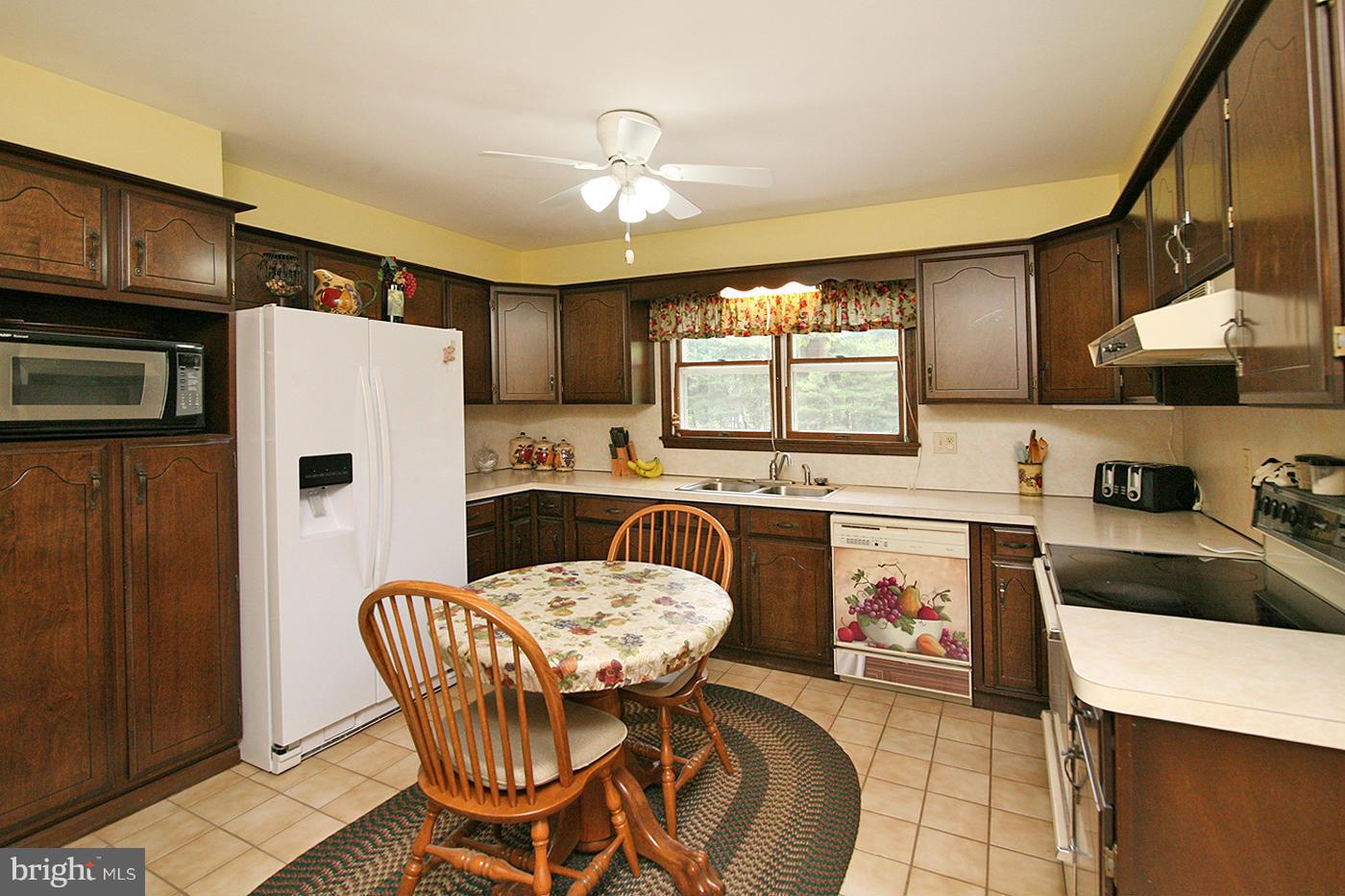4320 Millers Station Road Manchester, MD 21102 - Photo 12 of 23 Kitchen