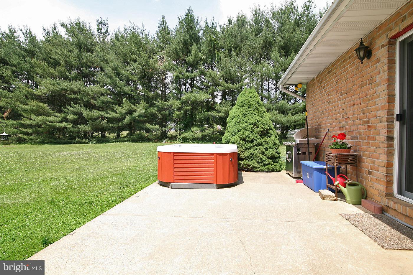 4320 Millers Station Road Manchester, MD 21102 - Photo 4 of 23 Exterior (Rear)