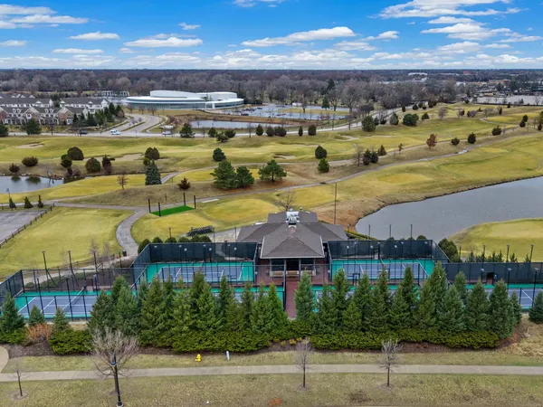 $7,500 | 2048 Valor Court, Glenview, IL 60026