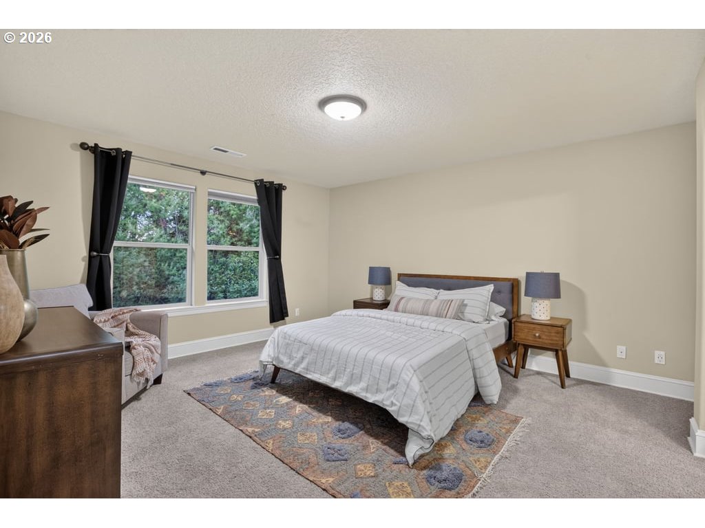 17458 Southwest 135th Place Portland, OR 97224 - Photo 18 of 37