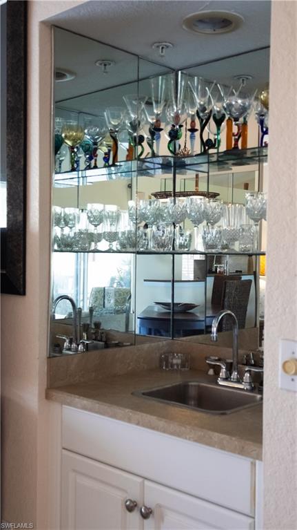 9061 Michael Circle, Unit 2 Naples, FL 34113 - Photo 26 of 48