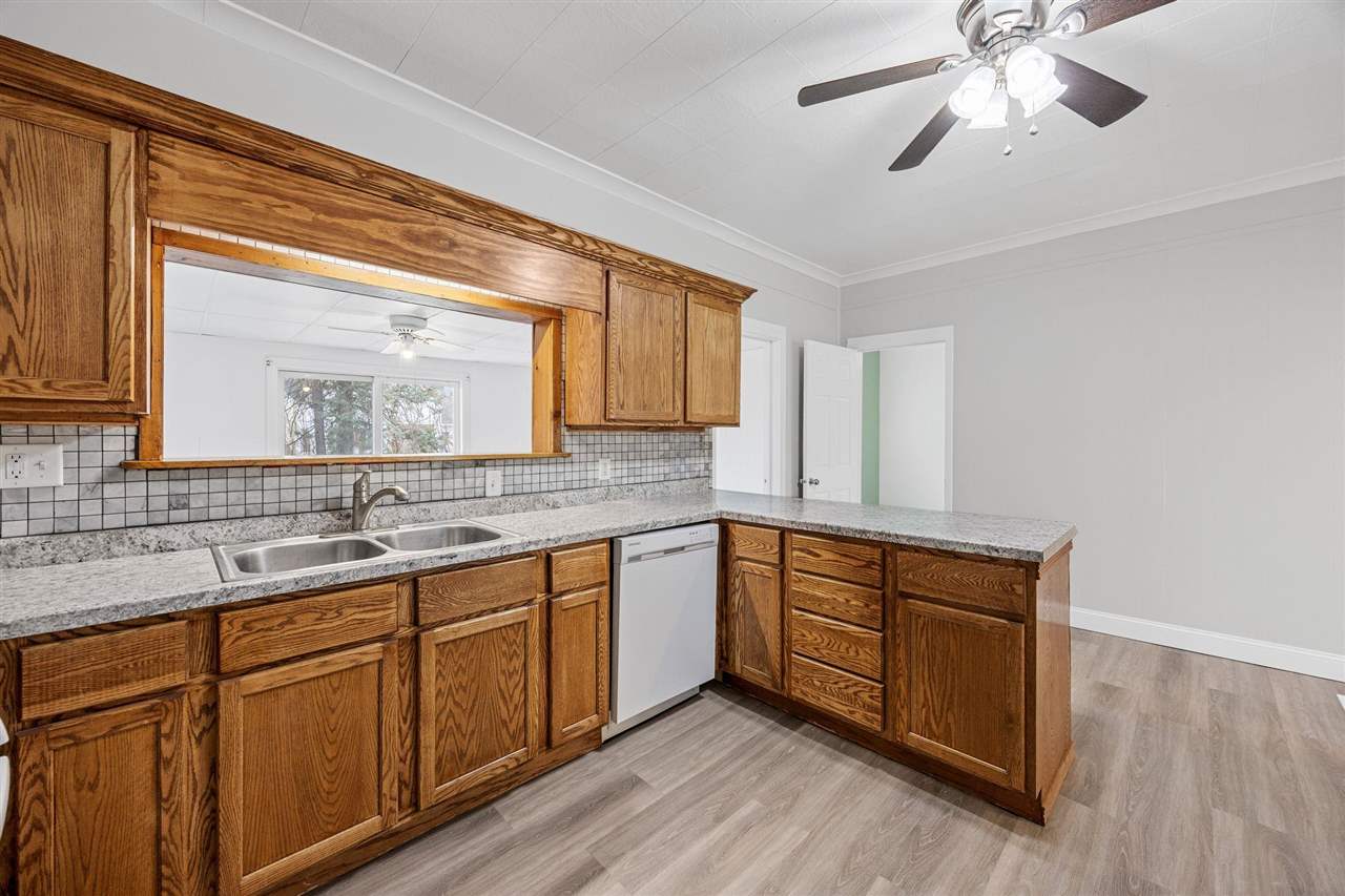 300 Palisades Road Southwest Mount Vernon, IA 52314 - Photo 11 of 31 Gallery Image 11