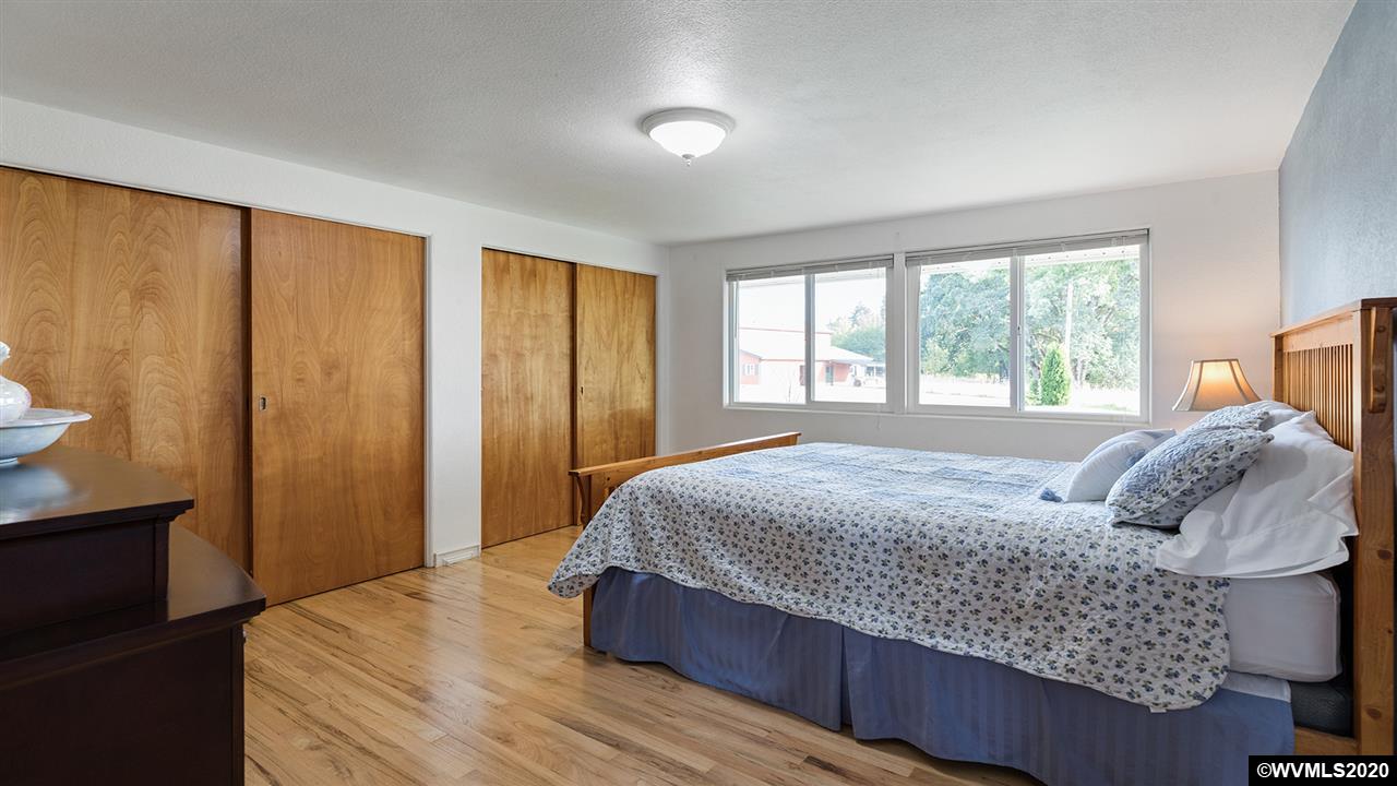 38162 Conser Road Northeast Albany, OR 97321 - Photo 15 of 42 Gallery Image 15