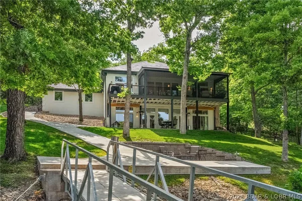 $1,799,900 | 242 Brookhaven Lane, Sunrise Beach, MO 65079