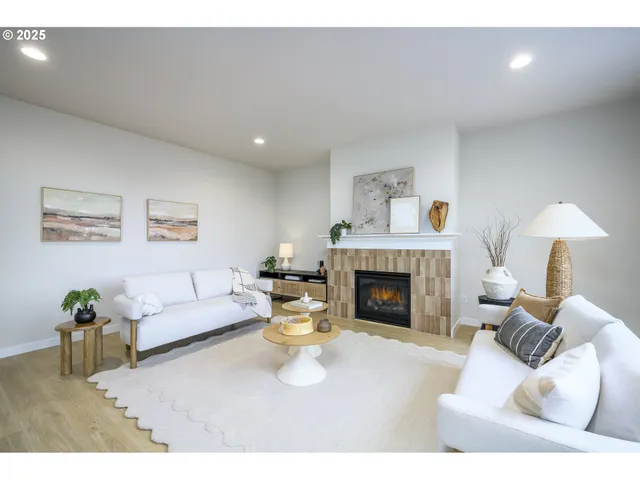 $764,960 | 17269 Southwest Atfalati Lane, Unit 36, Sherwood, OR 97140