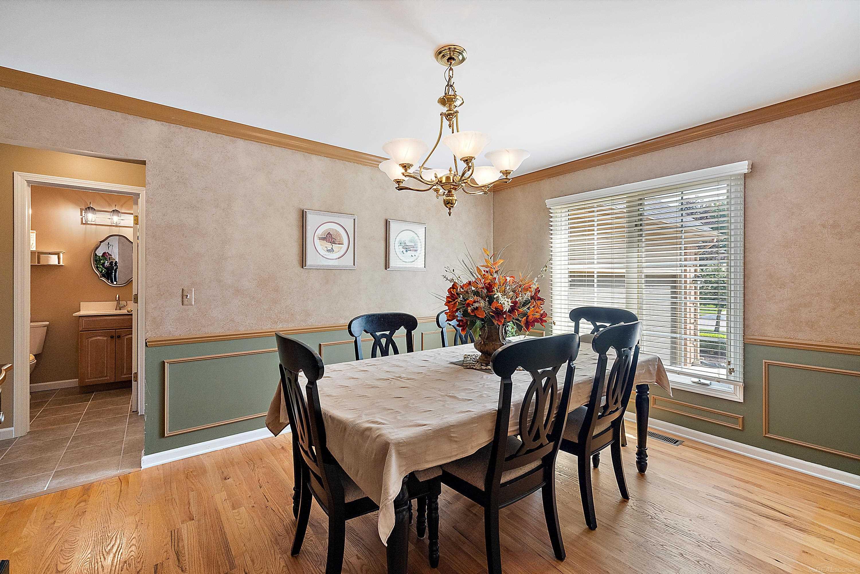 1039 Bloomview Circle Rochester, MI 48307 - Photo 41 of 80 50122641-40.JPG
