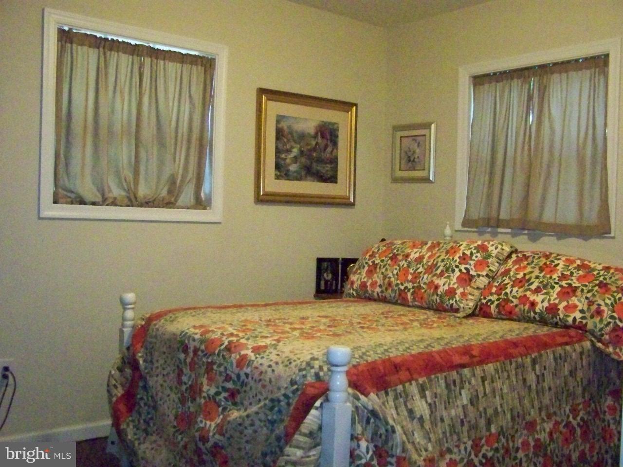 7 Hopkins Bluff Road Front Royal, VA 22630 - Photo 12 of 22 Main level Bedroom