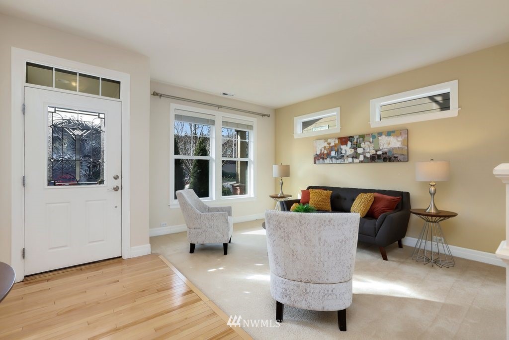 3513 156th Place Southeast Bothell, WA 98012 - Photo 2 of 35 Gallery Image 2