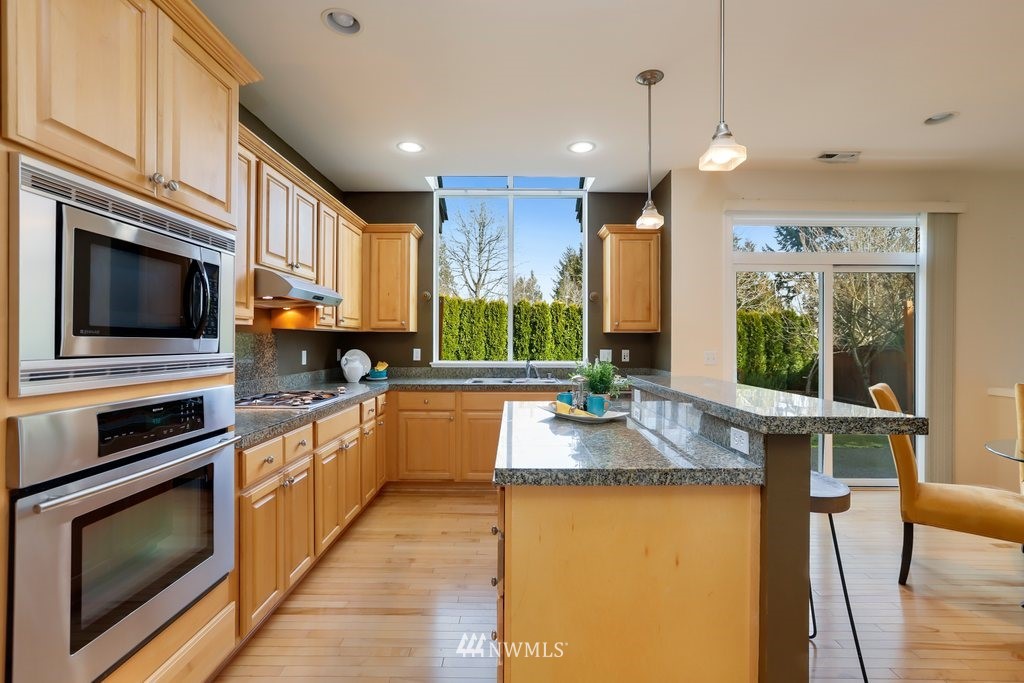 3513 156th Place Southeast Bothell, WA 98012 - Photo 12 of 35 Gallery Image 12