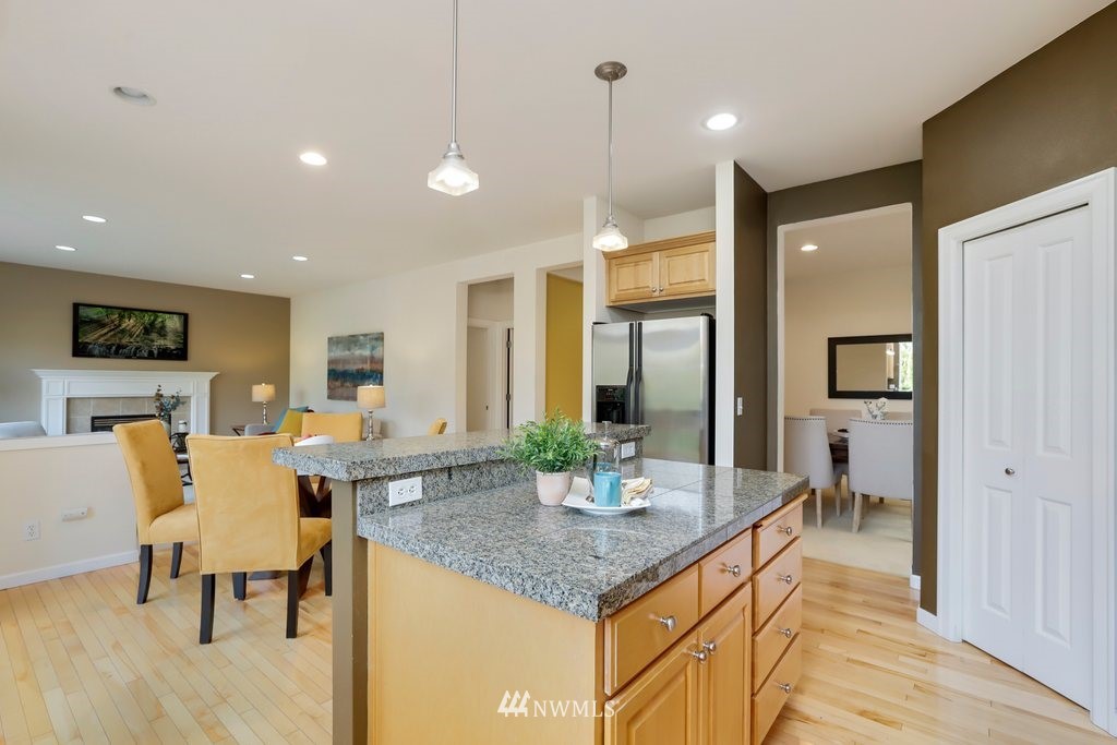 3513 156th Place Southeast Bothell, WA 98012 - Photo 13 of 35 Gallery Image 13