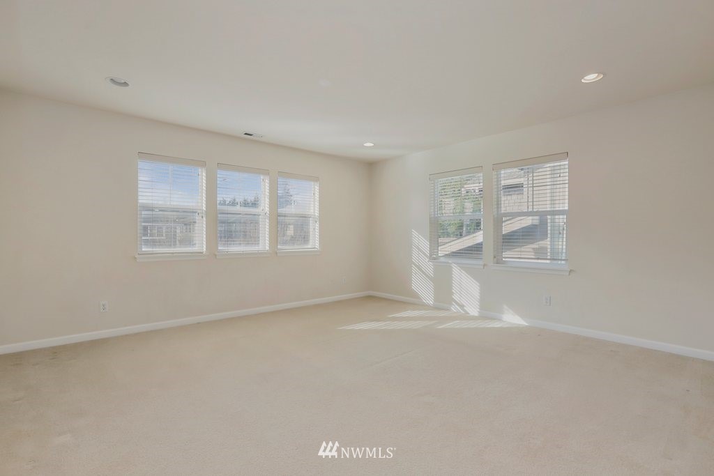 3513 156th Place Southeast Bothell, WA 98012 - Photo 24 of 35 Gallery Image 24