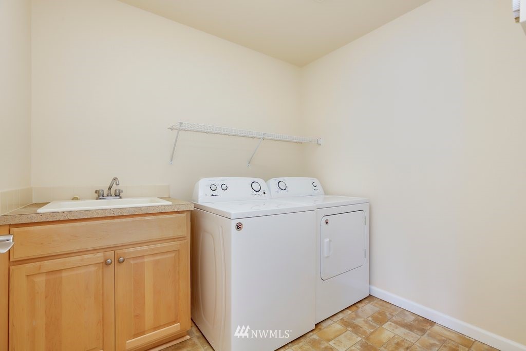 3513 156th Place Southeast Bothell, WA 98012 - Photo 30 of 35 Gallery Image 30