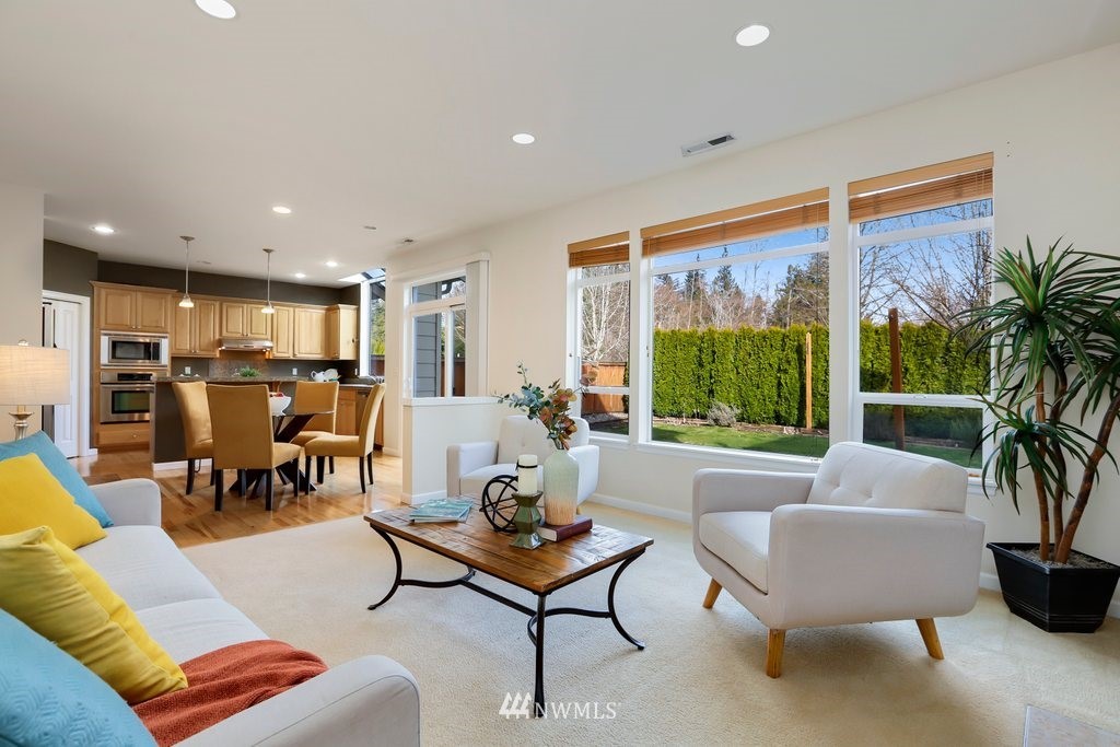 3513 156th Place Southeast Bothell, WA 98012 - Photo 7 of 35 Gallery Image 7