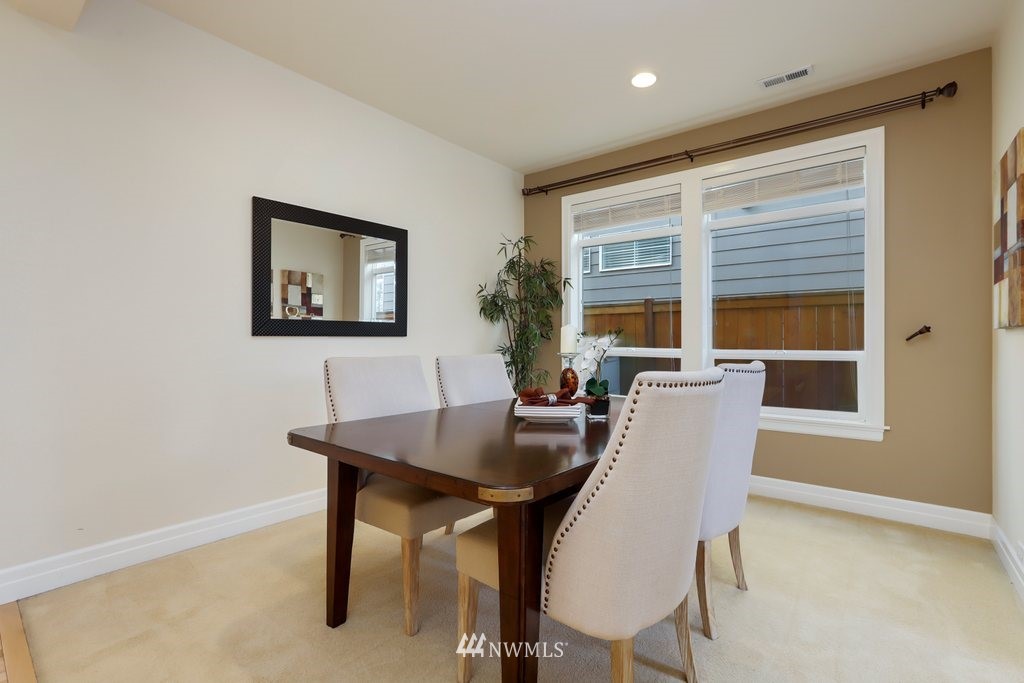 3513 156th Place Southeast Bothell, WA 98012 - Photo 9 of 35 Gallery Image 9