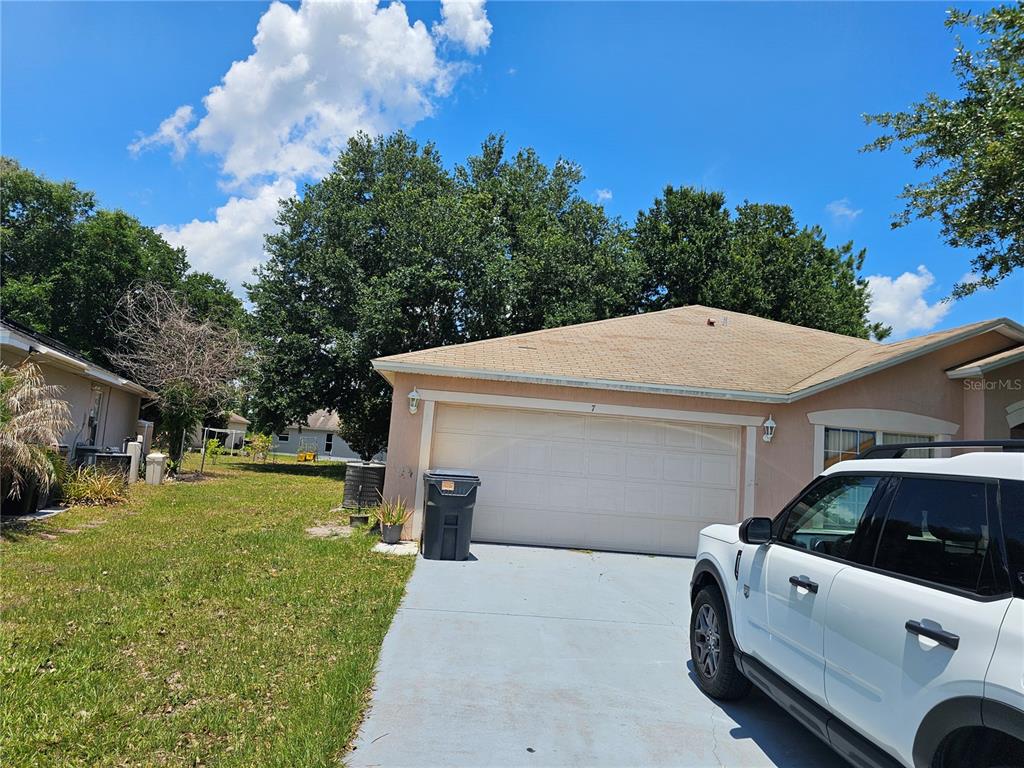 7 Haddock Way Kissimmee, FL 34759 - Photo 2 of 31