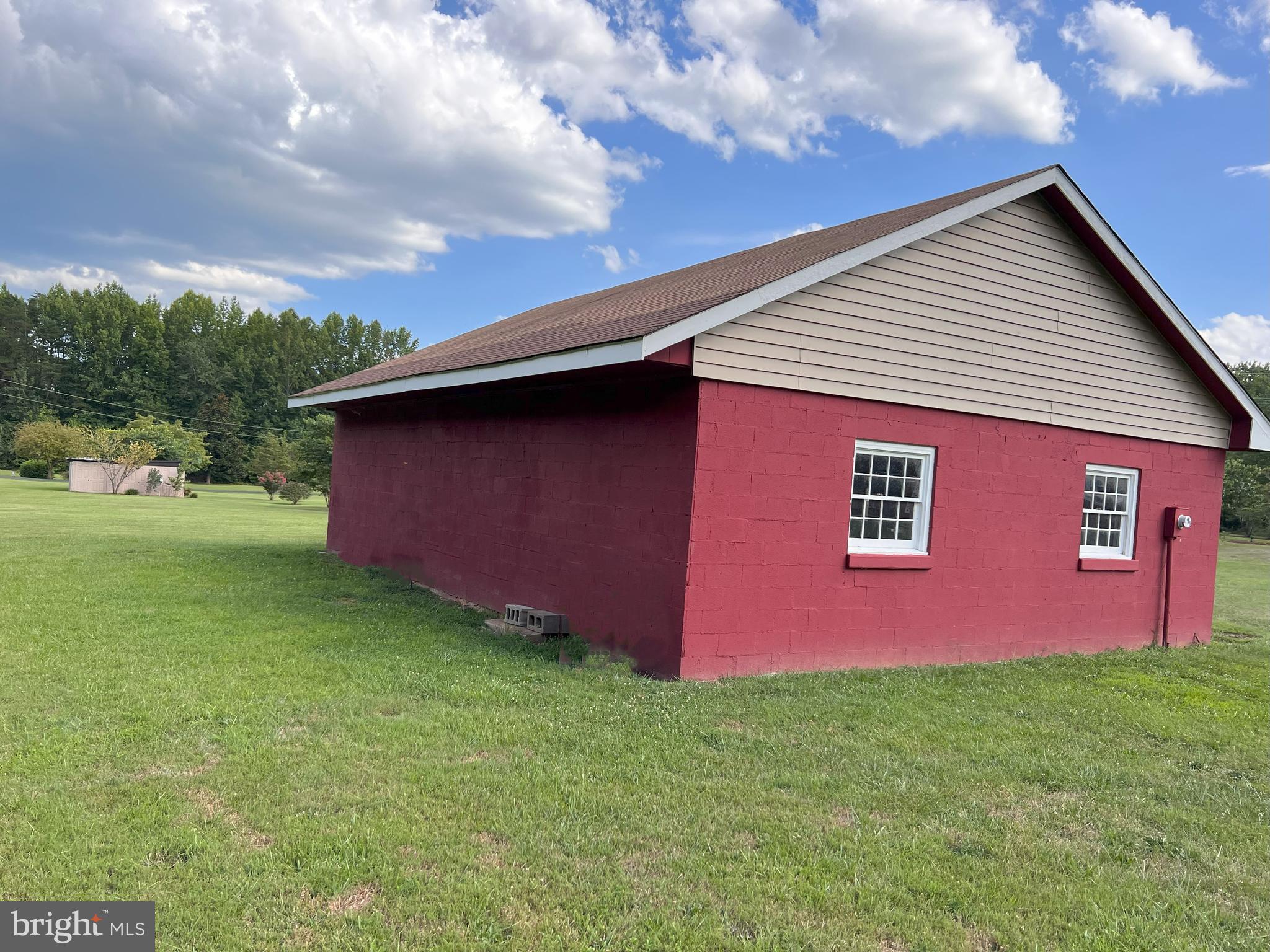 13809 Post Oak Road Spotsylvania, VA 22551 - Photo 7 of 41 Garage has its own electrical meter
