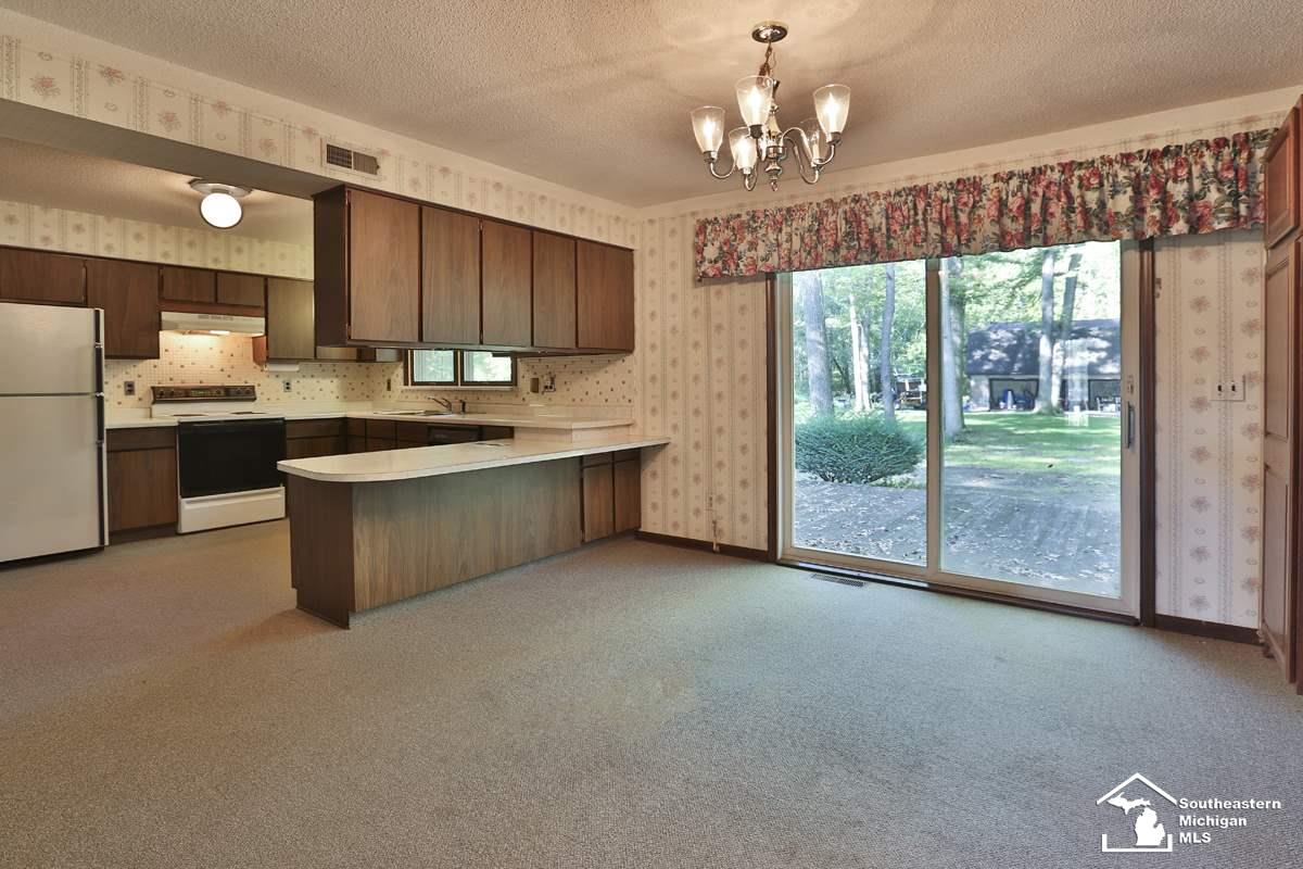 2929 Mock Road Monroe, MI 48162 - Photo 10 of 23 31362598-9.JPG