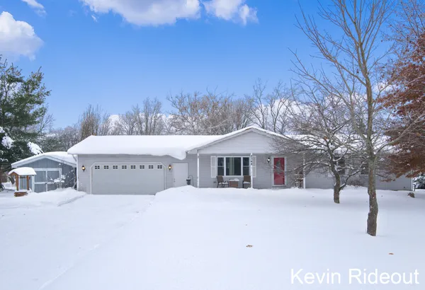 $290,000 | 8348 Joelle Drive, Cadillac, MI 49601