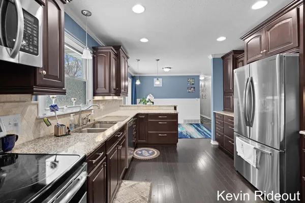 $290,000 | 8348 Joelle Drive, Cadillac, MI 49601