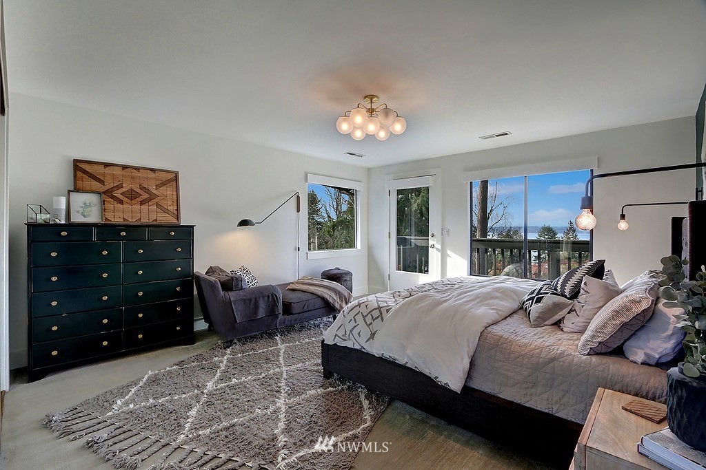 18663 Beverly Road Southwest Normandy Park, WA 98166 - Photo 15 of 25 Gallery Image 15