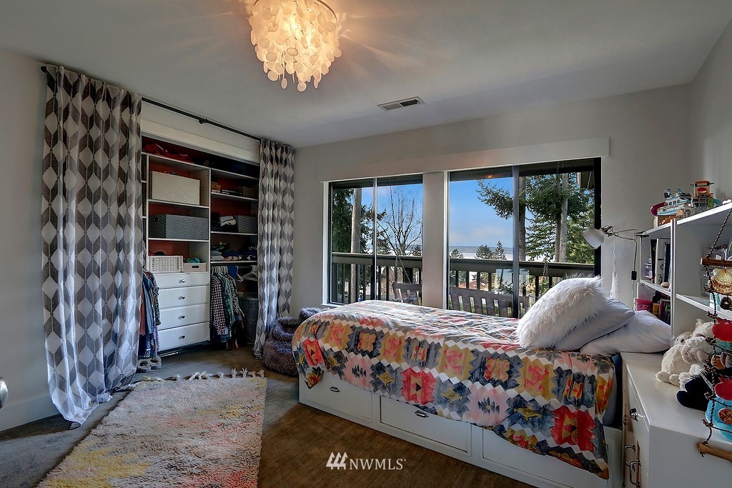 18663 Beverly Road Southwest Normandy Park, WA 98166 - Photo 20 of 25 Gallery Image 20