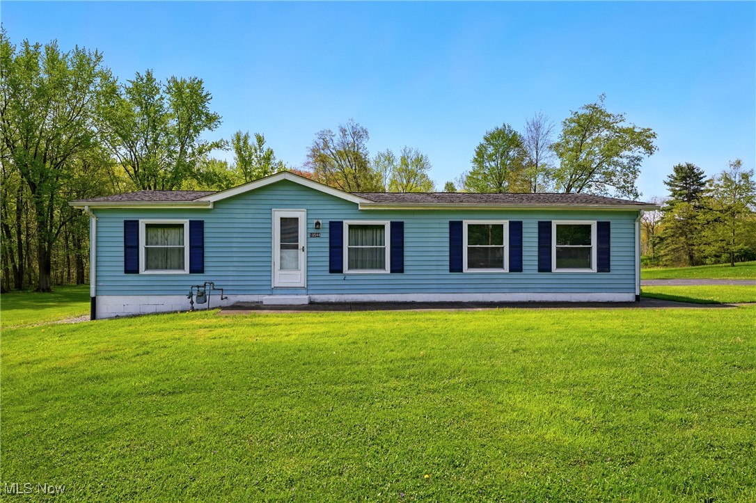 10544 Holcomb Road Newton Falls, OH 44444 - Photo 1 of 32