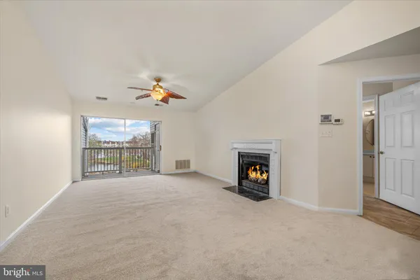 $389,900 | 44106 Natalie Terrace, Unit 301, Ashburn, VA 20147