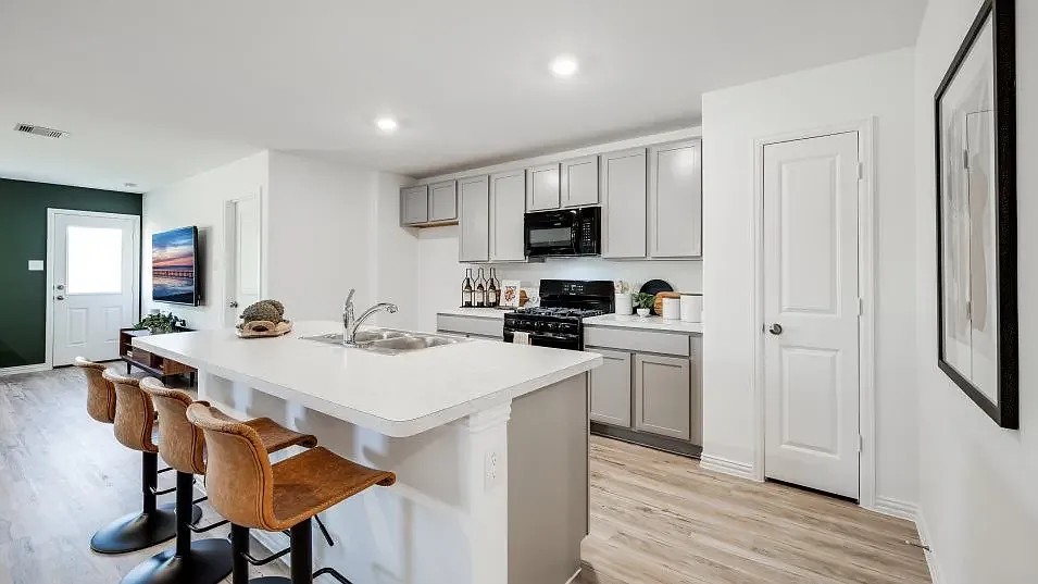 5307 Samuel Run Bryan, TX 77807 - Photo 2 of 14