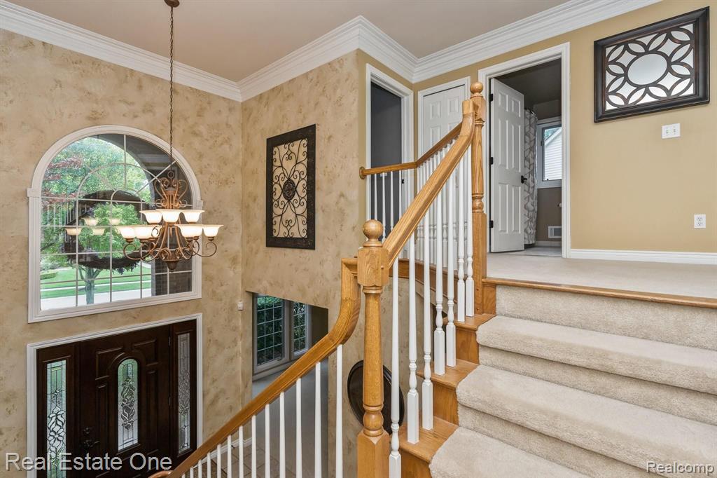 1345 Ross Lane Rochester, MI 48306 - Photo 23 of 61