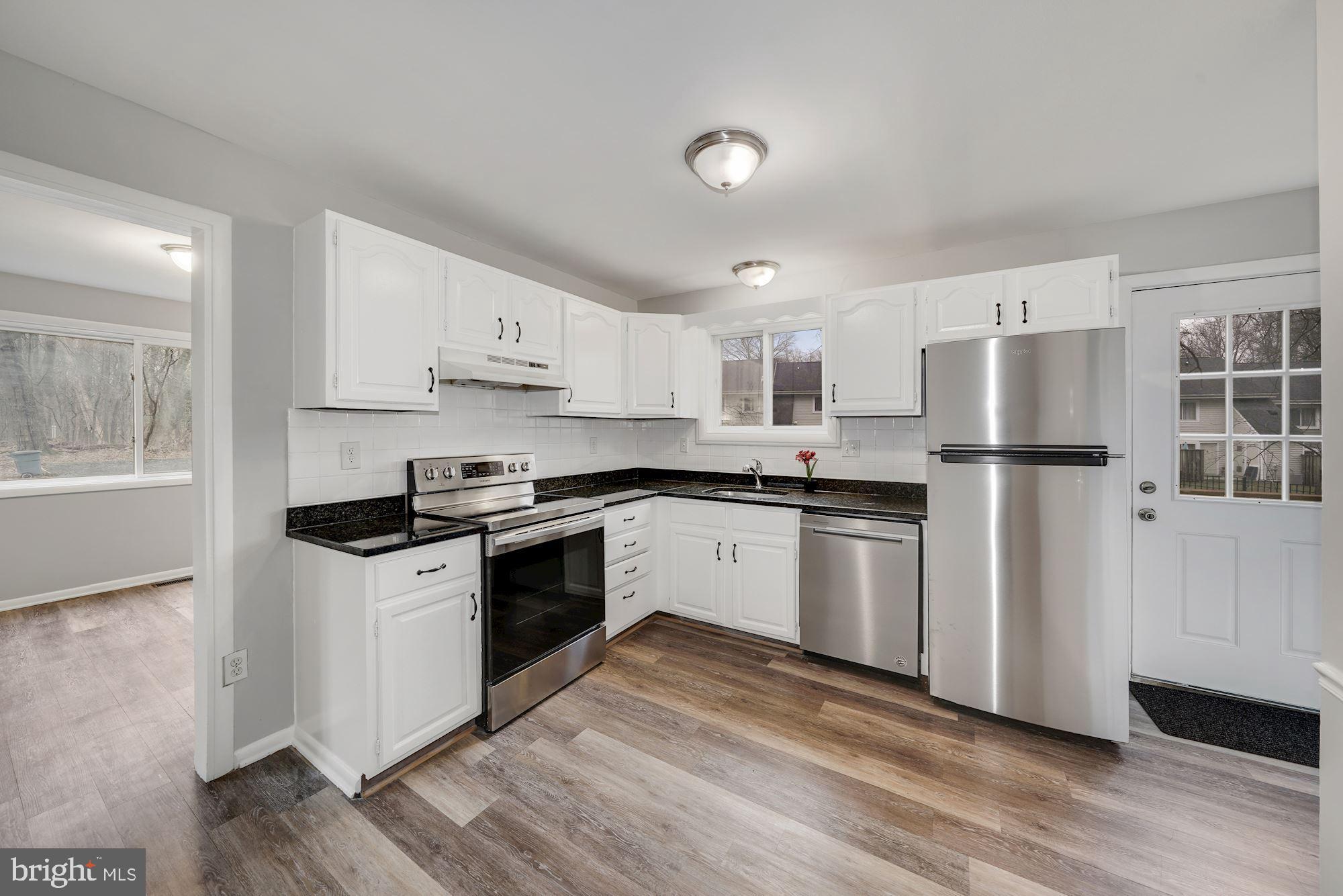9507 Stewartown Road Gaithersburg, MD 20879 - Photo 11 of 35 Gallery Image 11