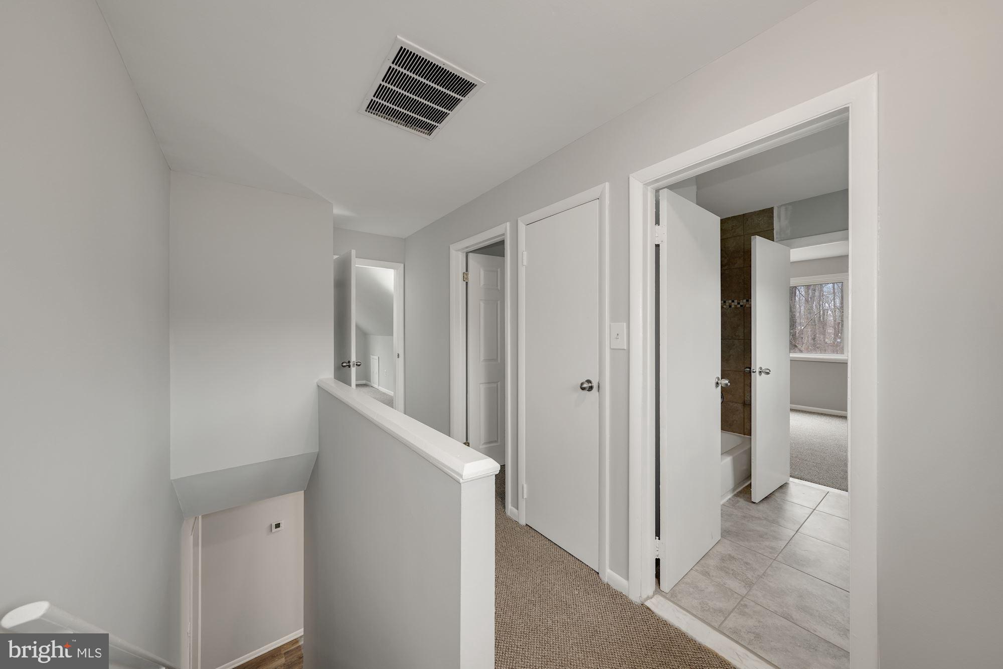 9507 Stewartown Road Gaithersburg, MD 20879 - Photo 15 of 35 Gallery Image 15