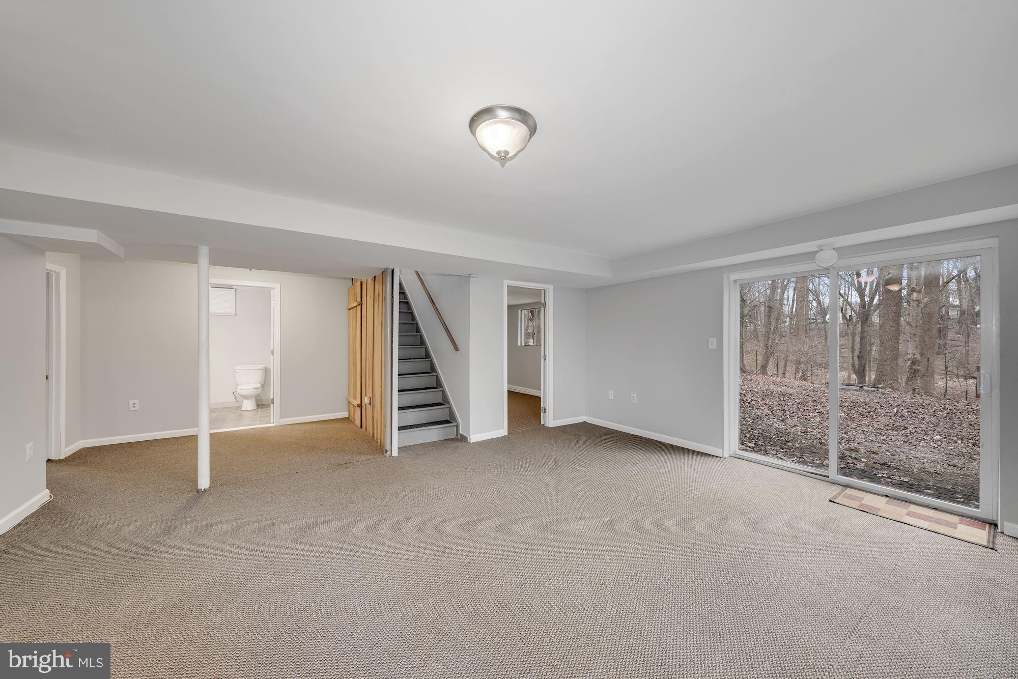 9507 Stewartown Road Gaithersburg, MD 20879 - Photo 24 of 35 Gallery Image 24