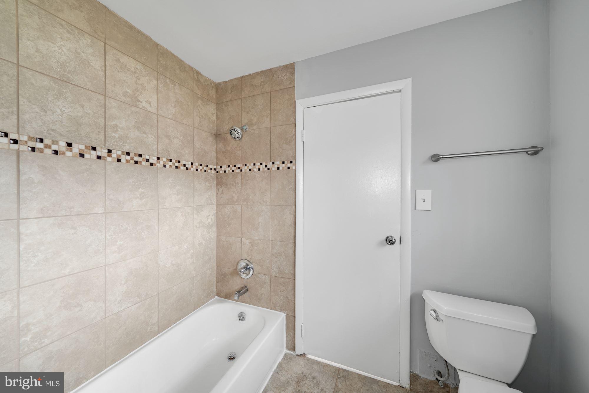 9507 Stewartown Road Gaithersburg, MD 20879 - Photo 28 of 35 Gallery Image 28