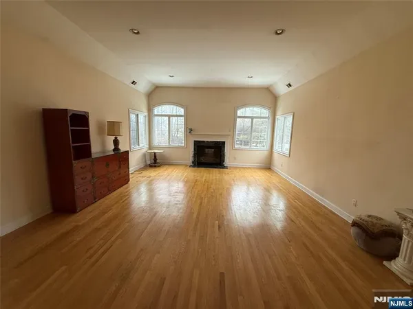 $1,375,000 | 6 Trout Brook Court, Chester, NJ 07930