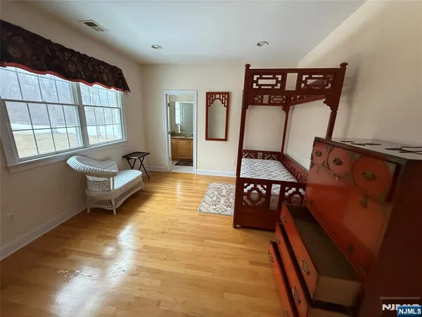 $1,375,000 | 6 Trout Brook Court, Chester, NJ 07930