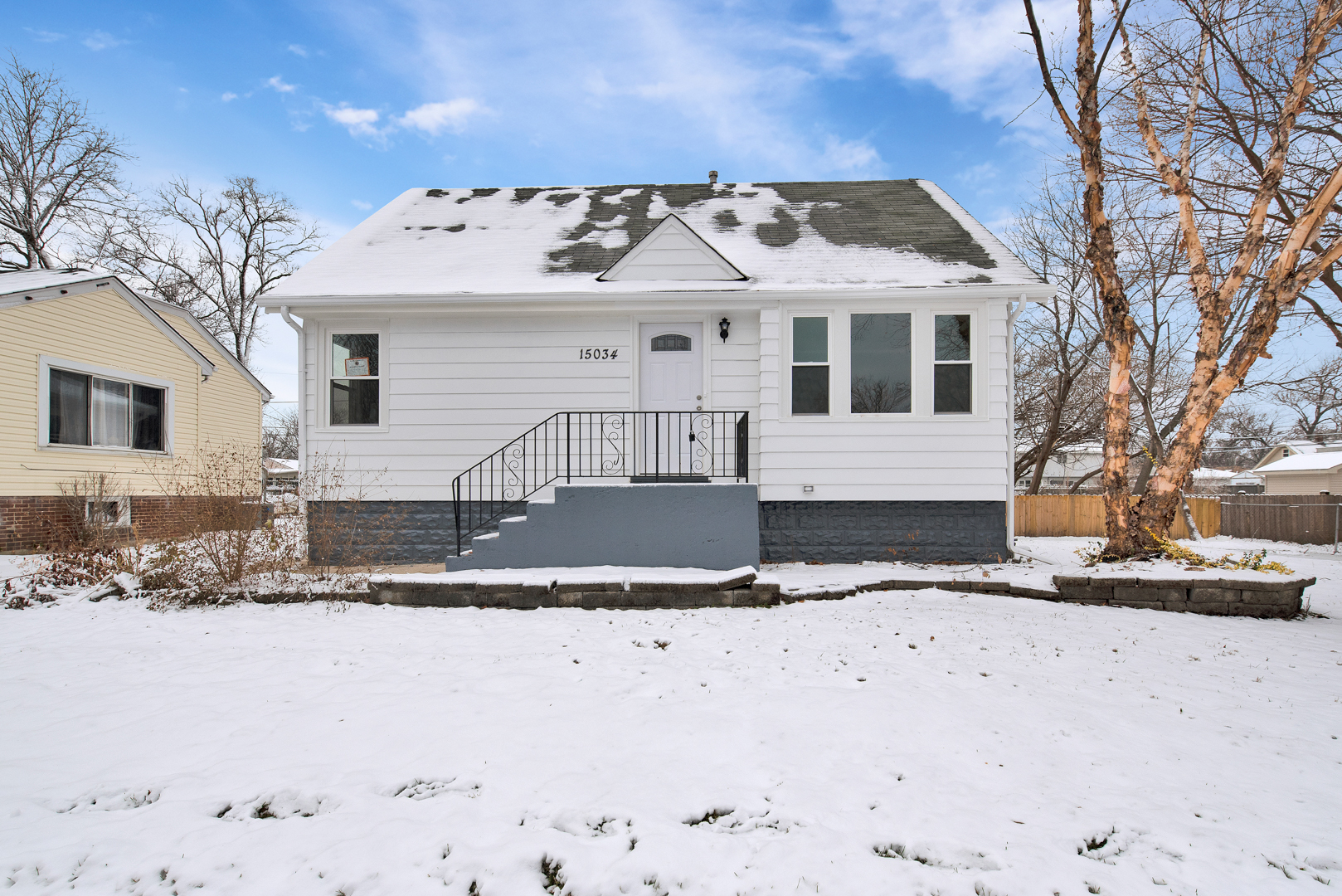 15034 Hamlin Avenue Midlothian, IL 60445 - Photo 1 of 25