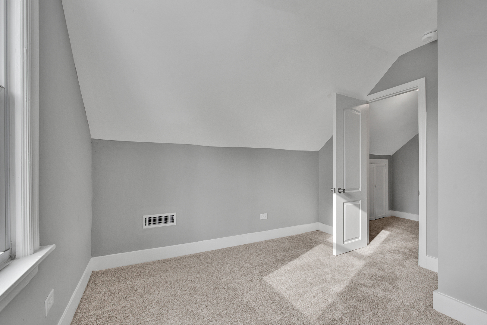 15034 Hamlin Avenue Midlothian, IL 60445 - Photo 18 of 25