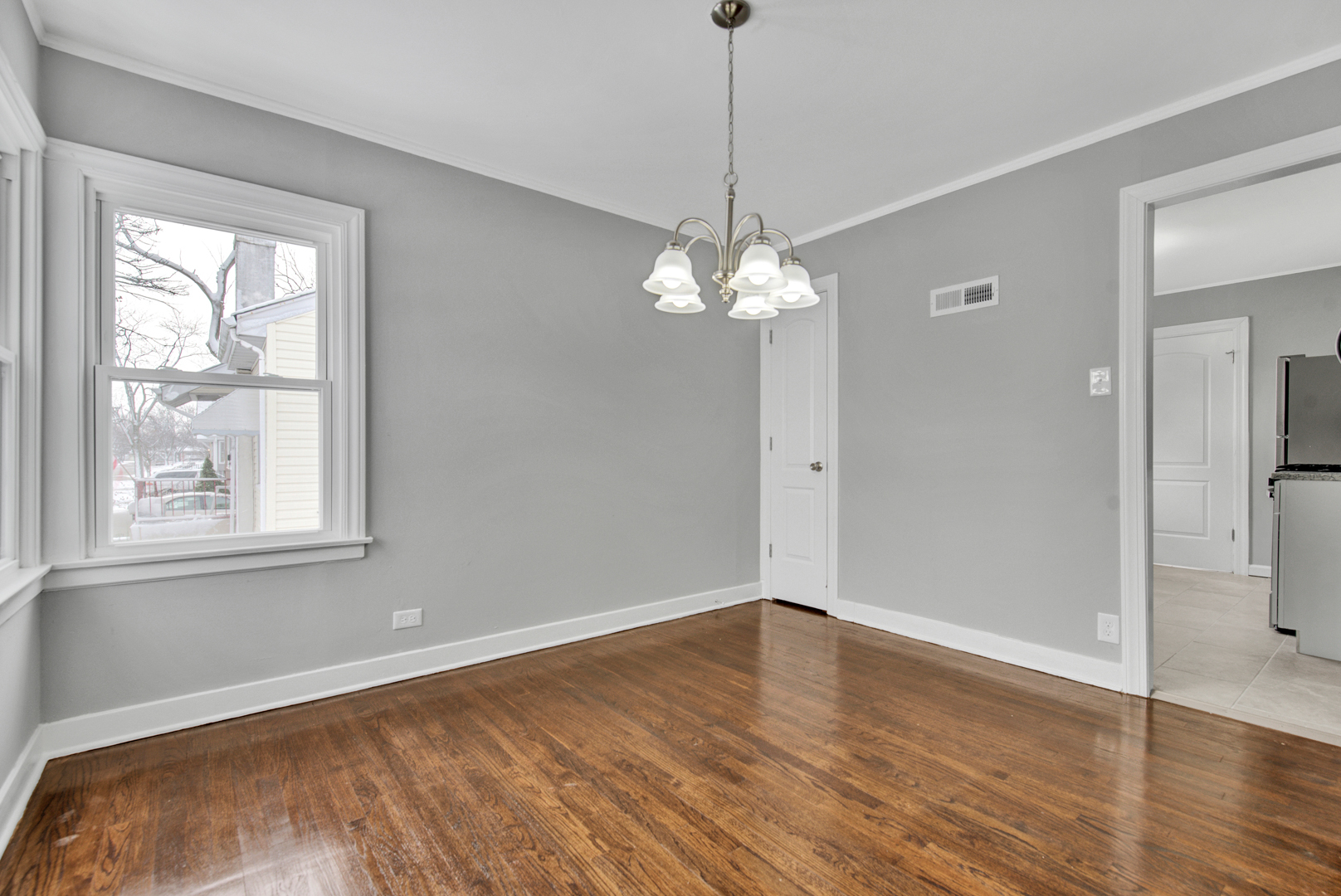 15034 Hamlin Avenue Midlothian, IL 60445 - Photo 8 of 25