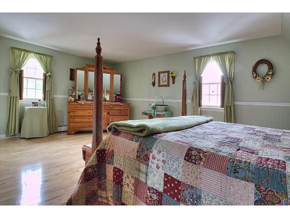 932 Dunbarton Road Manchester, NH 03102 - Photo 20 of 25