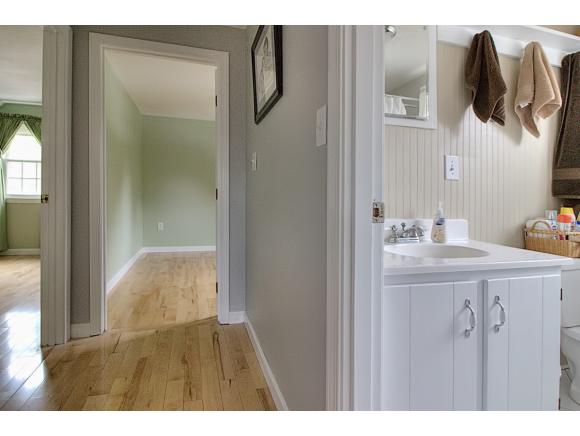 932 Dunbarton Road Manchester, NH 03102 - Photo 22 of 25