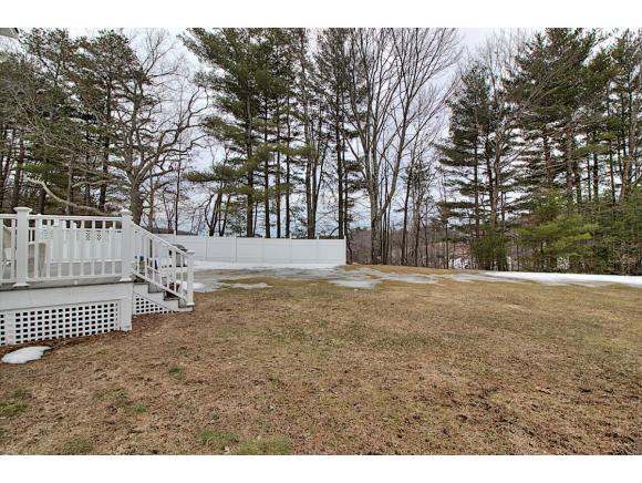 932 Dunbarton Road Manchester, NH 03102 - Photo 5 of 25
