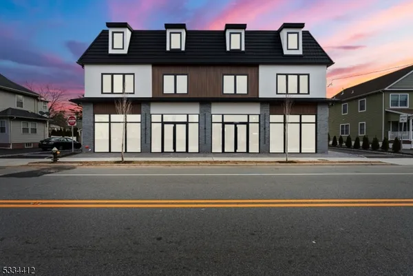 $3,350 | 178 Newark Pompton Turnpike, Unit 302, Little Falls, NJ 07424