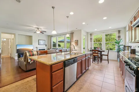 $899,000 | 1884 Woodsage Way, Santa Rosa, CA 95404