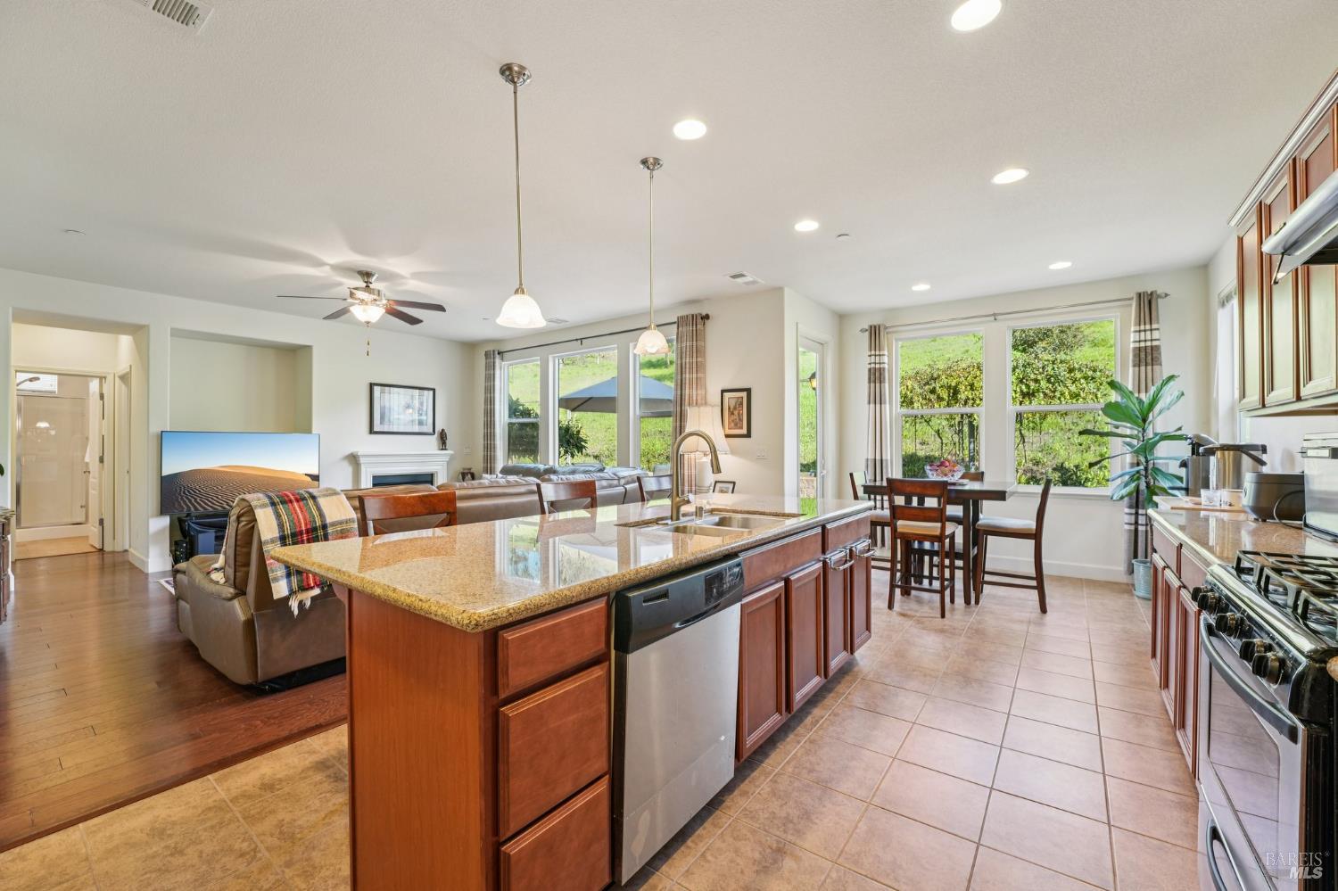 1884 Woodsage Way Santa Rosa, CA 95404 - Photo 11 of 44