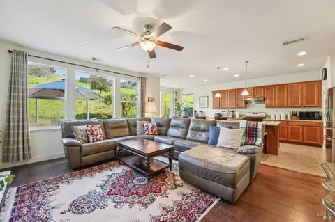 $899,000 | 1884 Woodsage Way, Santa Rosa, CA 95404