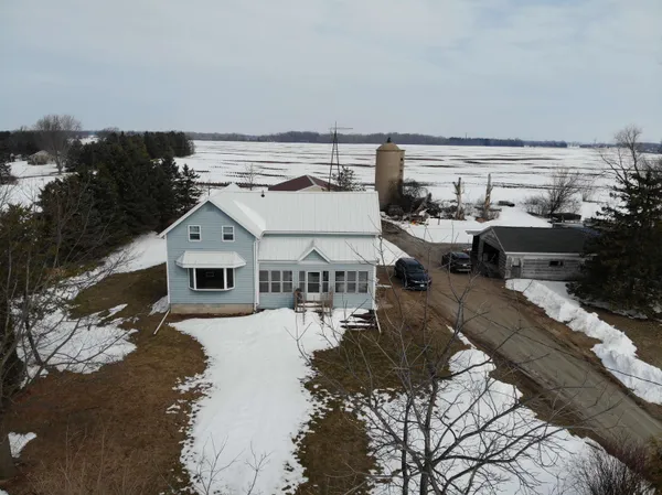 $461,311 | W2350 Greiner Road, Freedom, WI 54913