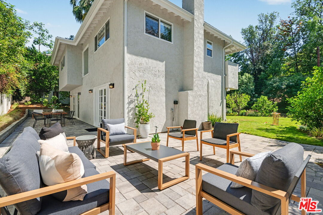 4866 Rosa Road Woodland Hills, CA 91364 - Photo 30 of 49