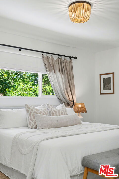 4866 Rosa Road Woodland Hills, CA 91364 - Photo 41 of 49